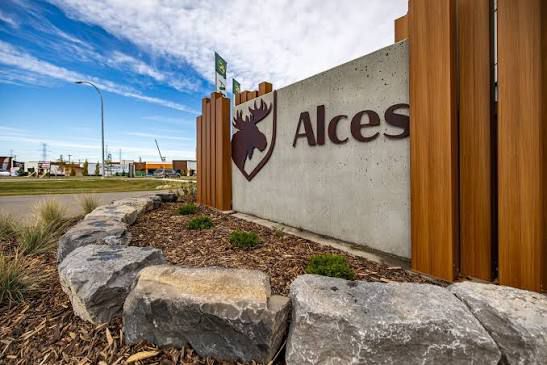 Alces, South East Edmonton